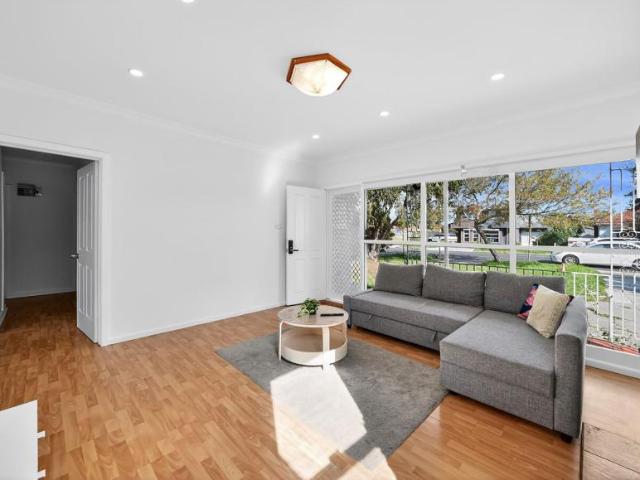 House for sale in Maidstone, Melbourne