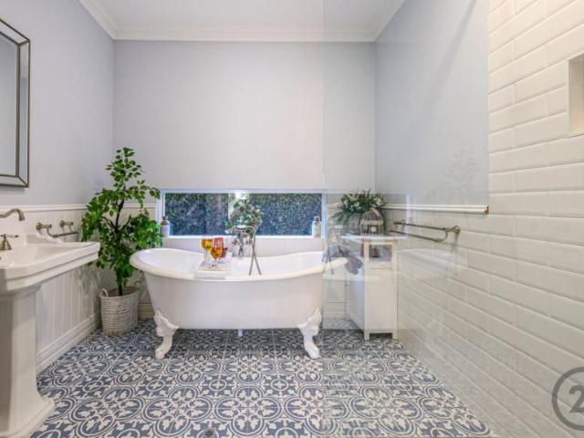 House for sale in Meadow Springs Shopping Centre, City of Mandurah