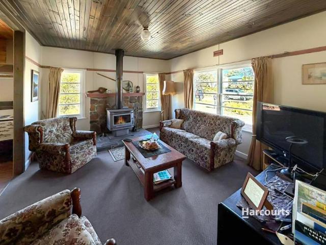 House for sale in Miena, Central Highlands