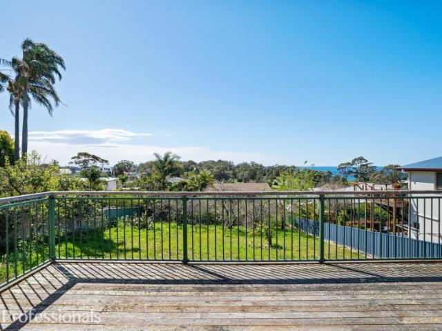 House for sale in Mollymook, Shoalhaven City Council