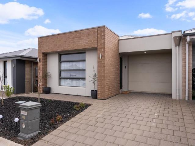 House for sale in Morphett Vale, Adelaide