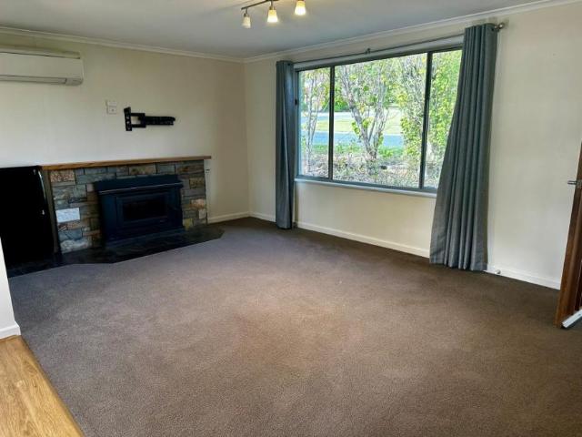 House for rent in Victoria