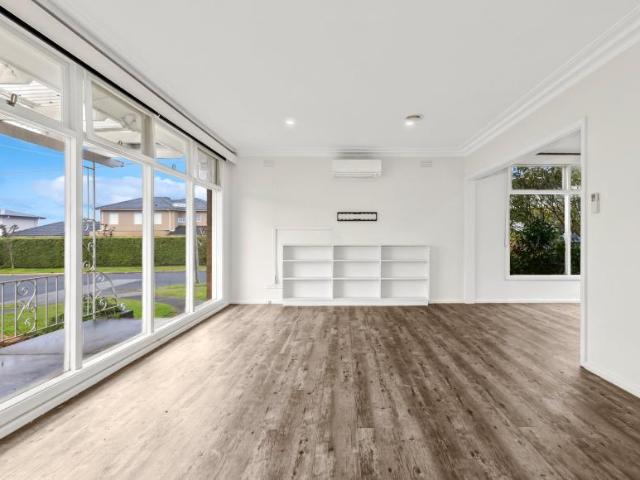 House for sale in Mount Waverley, Melbourne
