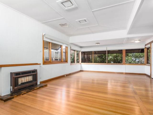 House for sale in Newcomb, Geelong