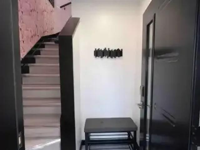 House for rent in Niagara Falls, Golden Horseshoe