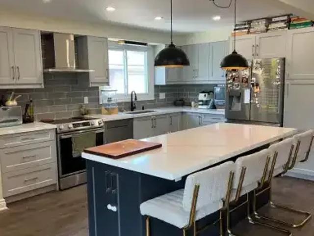 House for rent in Niagara Falls, Golden Horseshoe