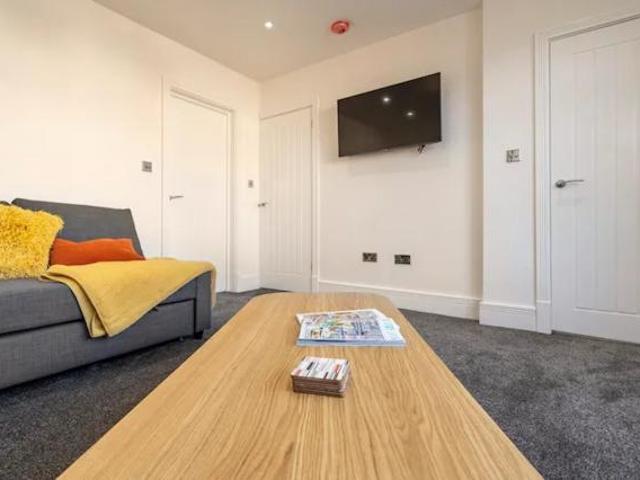 House for rent in Gun Hill, Warwickshire