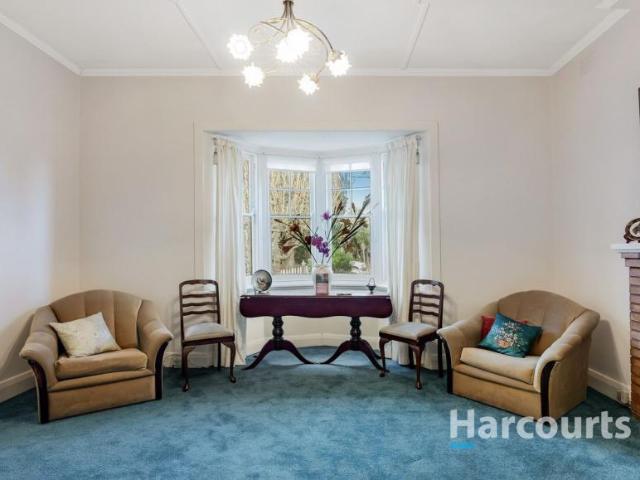 House for sale in Oakleigh, Melbourne