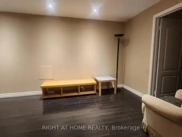 House for rent in Oakville, Ontario