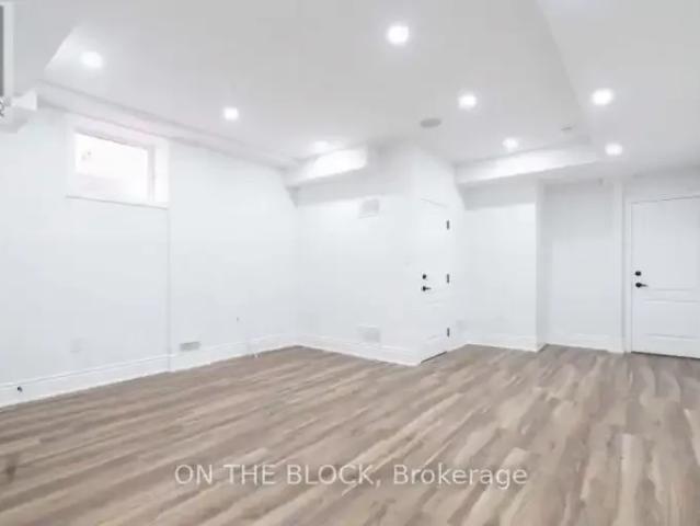 House for rent in Oakville, Ontario