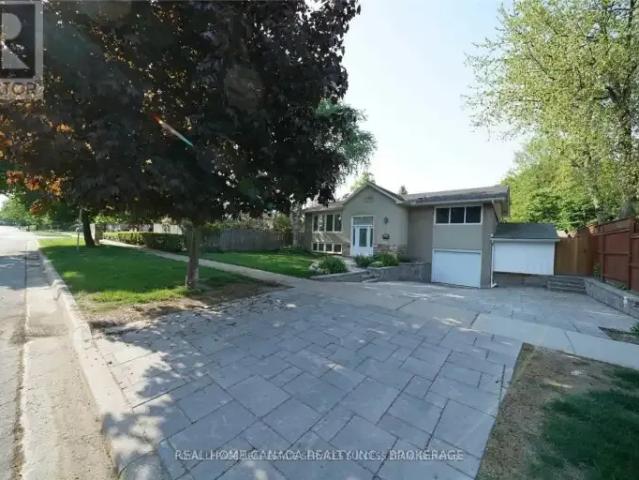 House for rent in Oakville, Ontario