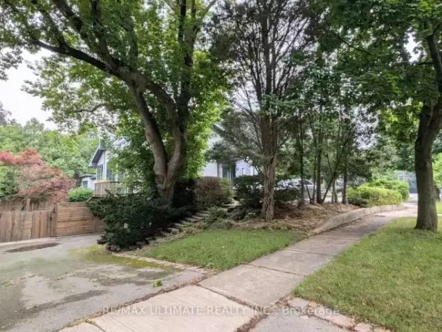 House for rent in Oakville, Golden Horseshoe