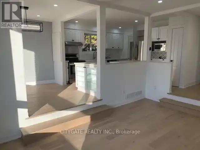 House for rent in Oakville, Ontario