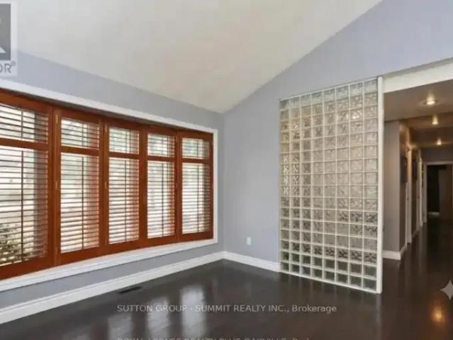 House for rent in Oakville, Ontario