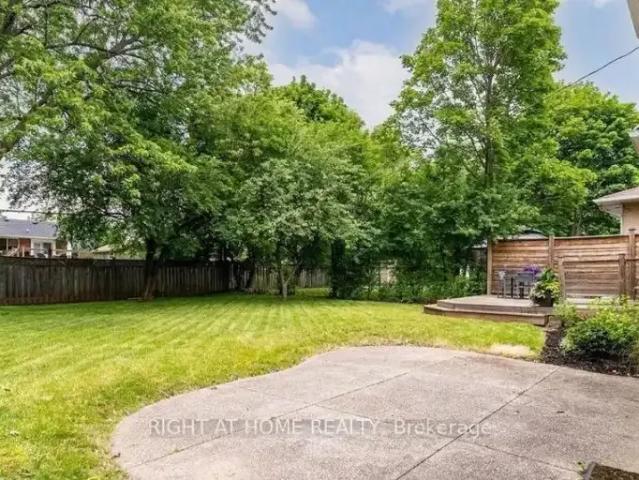 House for rent in Oakville, Ontario