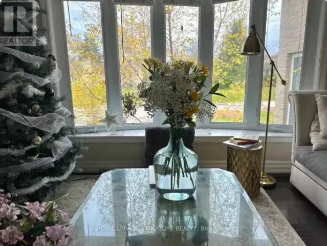House for rent in Oakville, Ontario