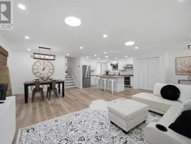 House for rent in Oakville, Golden Horseshoe