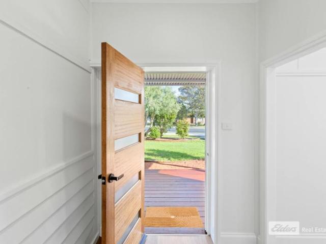 House for sale in Orana, Albany