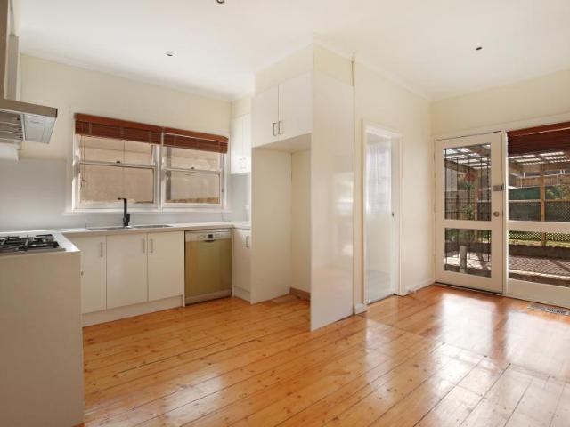 House for rent in Pascoe Vale South, Melbourne