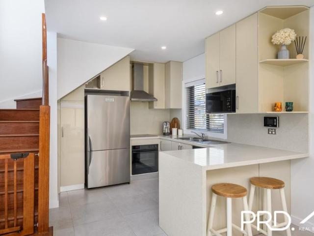 House for rent in Picnic Point, Sydney