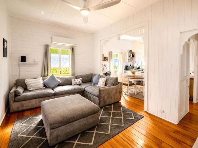 House for sale in Pimlico, Queensland