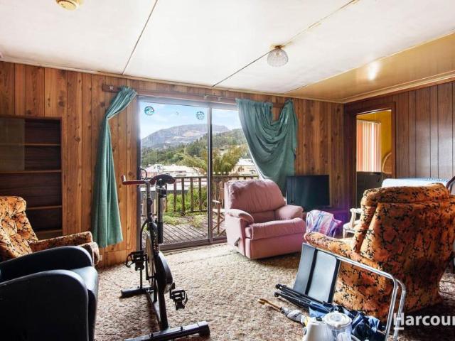House for sale in Queenstown, West Coast