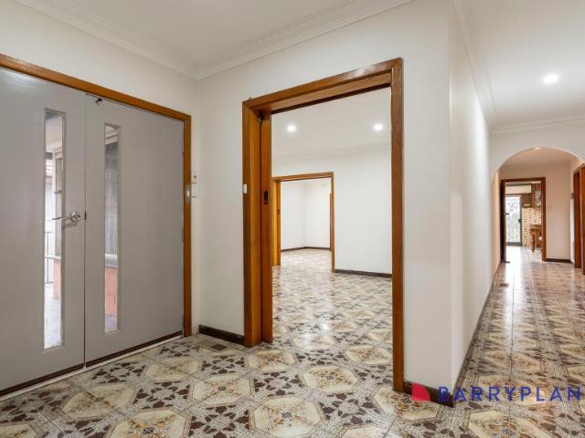 House for rent in Reservoir, Melbourne