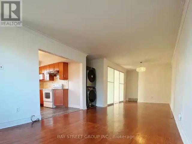 House for rent in Richmond Hill, Golden Horseshoe