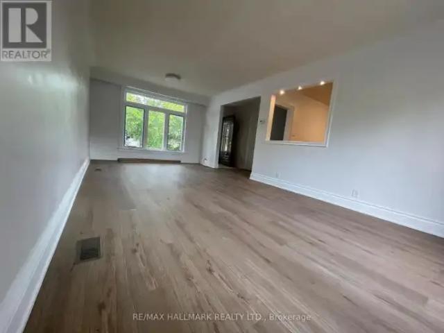 House for rent in Richmond Hill, Golden Horseshoe