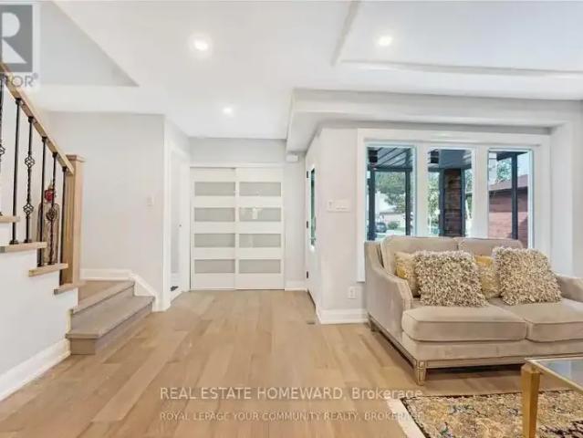 House for rent in Richmond Hill, Golden Horseshoe