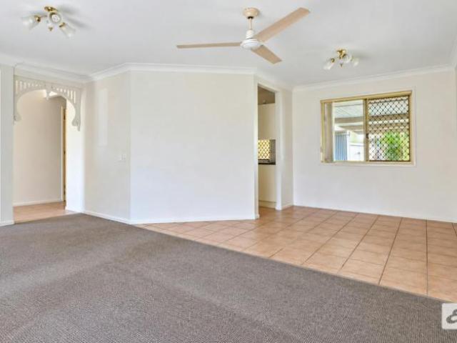 House for sale in Sandstone Point, Greater Brisbane
