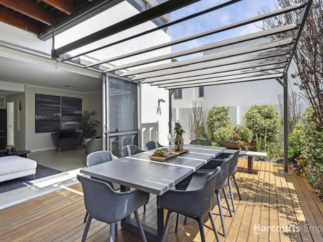 House for sale in Scarborough, City of Stirling