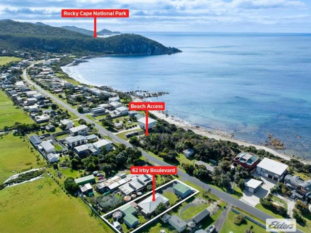 House for sale in Sisters Beach, Waratah-Wynyard