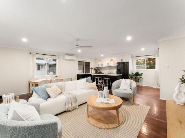 House for sale in Slacks Creek, Greater Brisbane