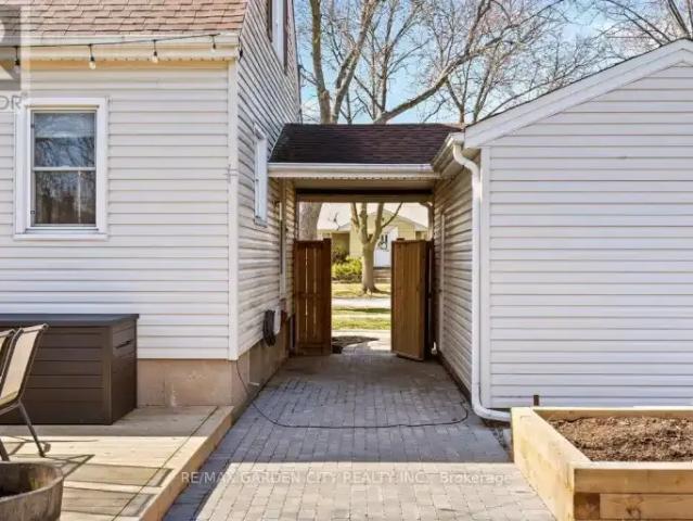 House for rent in St. Catharines, Golden Horseshoe