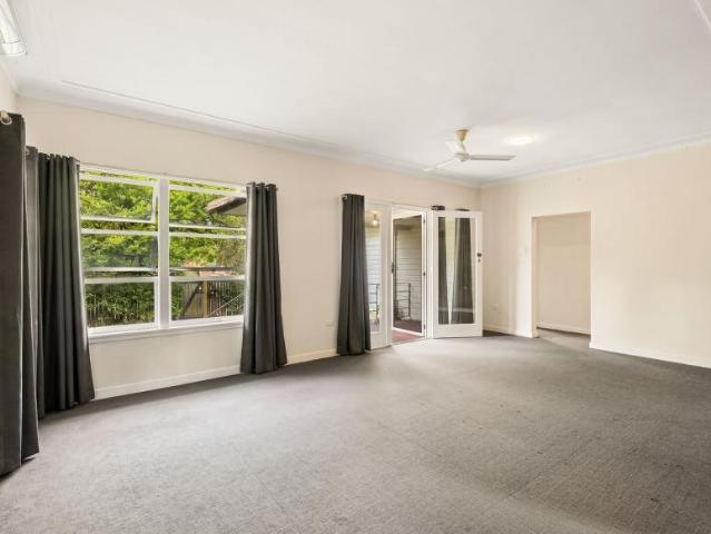 House for sale in St Lucia, Greater Brisbane