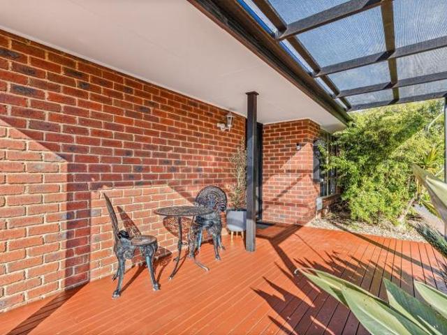 House for rent in Strathmore Heights, Melbourne