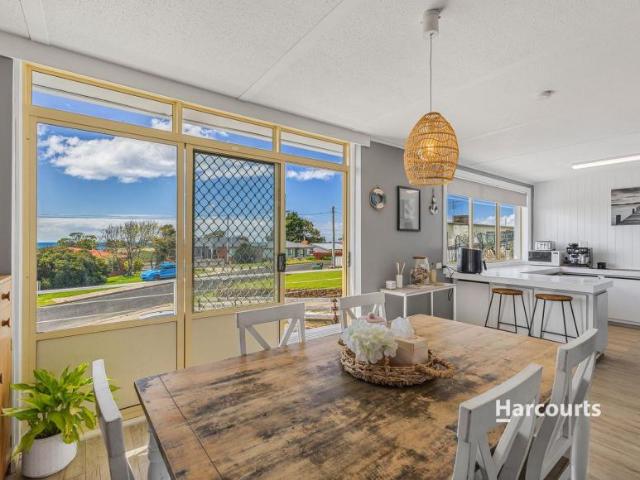 House for sale in Sulphur Creek, Central Coast