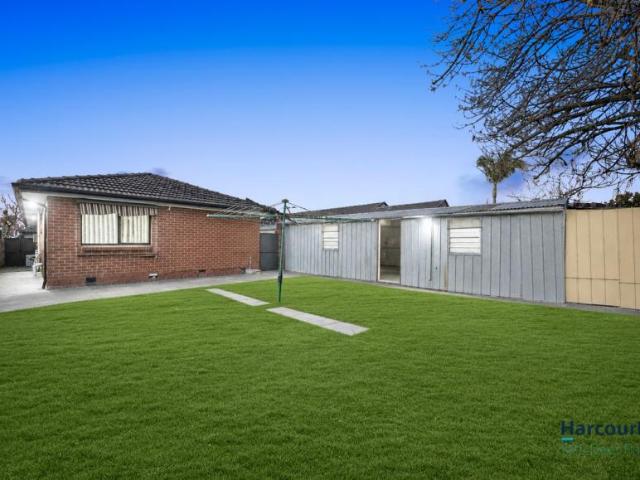 House for sale in Sunshine North, Melbourne