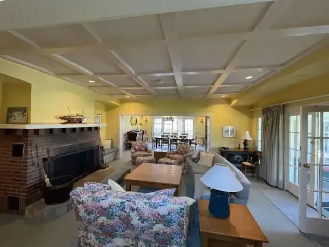 House for rent in Surrey, British Columbia