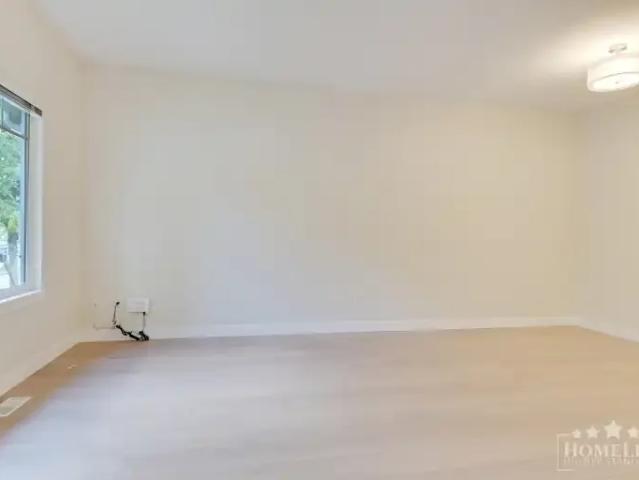 House for rent in Surrey, British Columbia