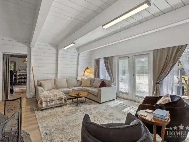 House for rent in Surrey, British Columbia