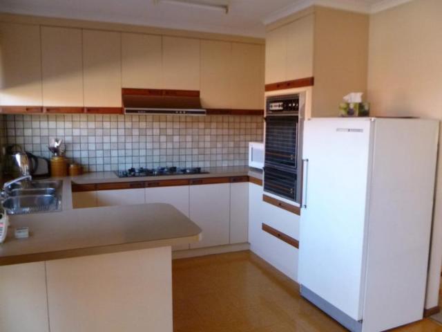 House for rent in Surrey Hills, Melbourne