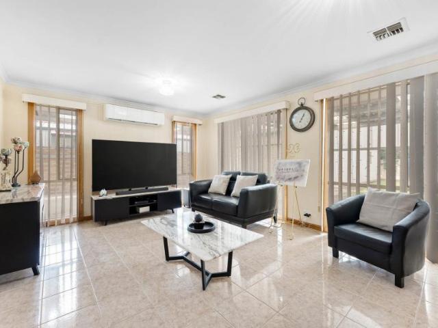 House for sale in Taylors Lakes, Melbourne
