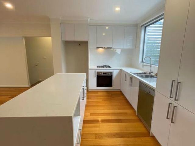 House for rent in Templestowe Lower, Melbourne