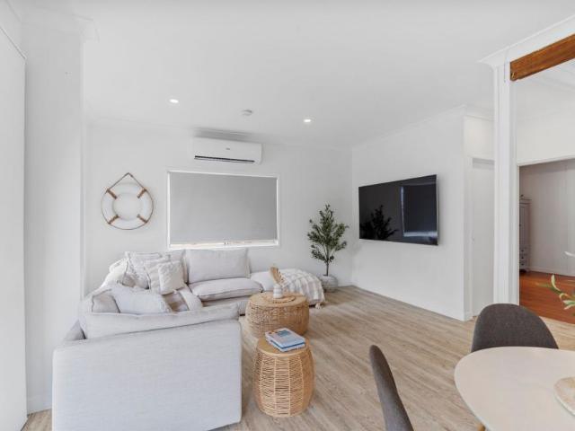 House for sale in Thorneside, Greater Brisbane