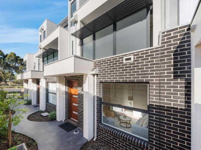 House for sale in Vermont South, Melbourne
