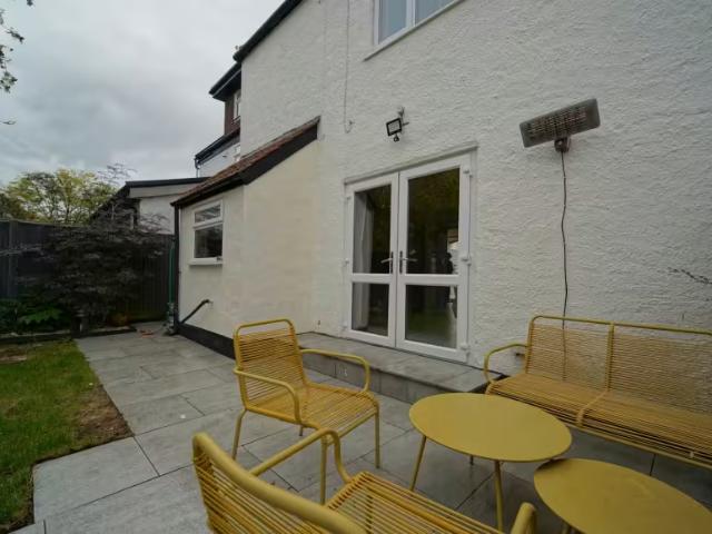 House for rent in Hersham, Elmbridge