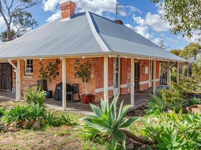 House for sale in West Toodyay, Shire Of Toodyay