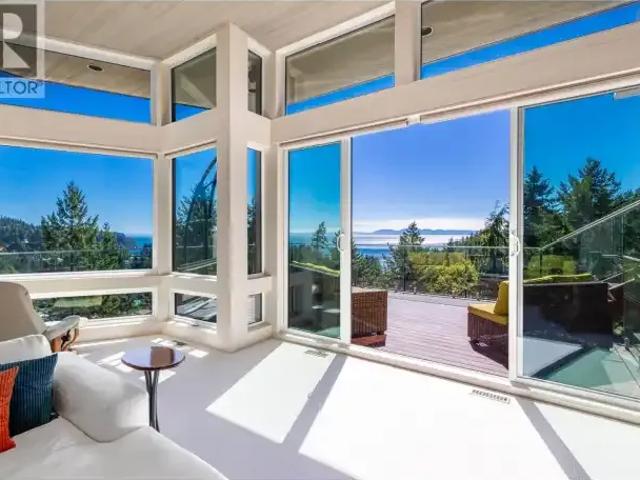 House for rent in West Vancouver, British Columbia